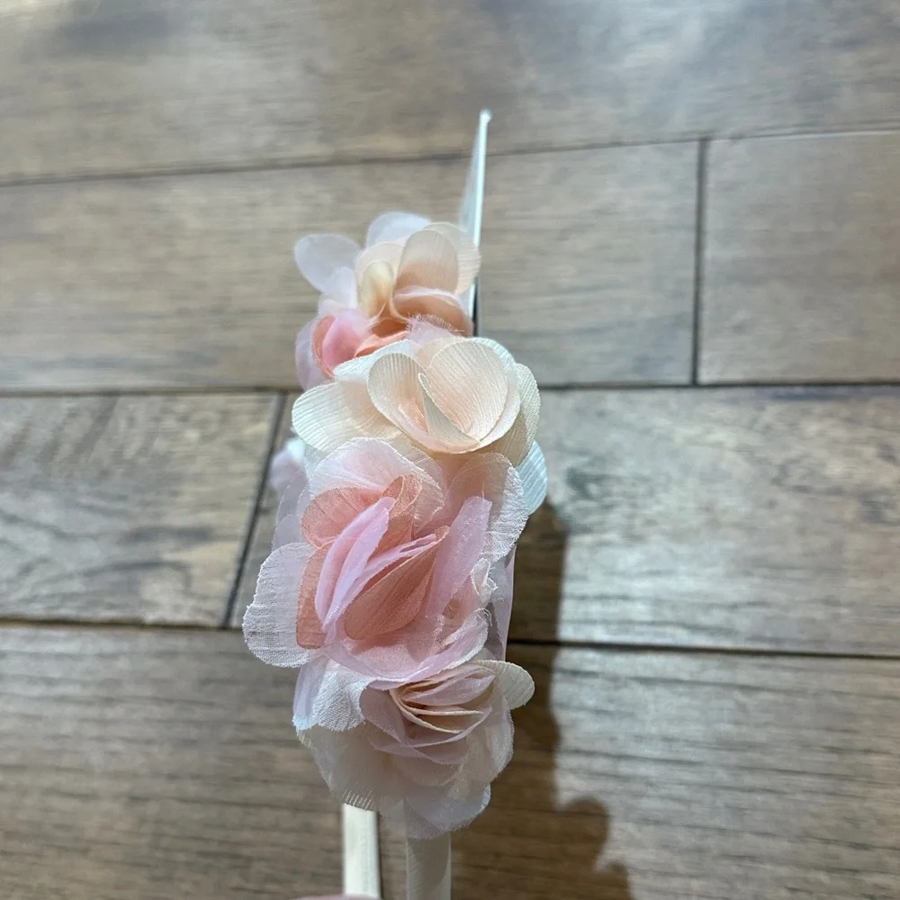 H&M Girls Flowered Headband - NWT